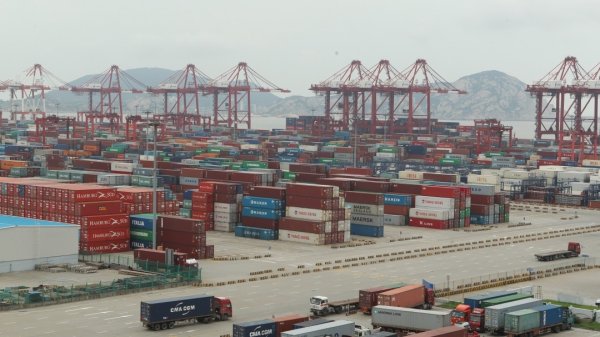 正规配资十大排名 尹同跃：奇瑞将成我国首个出口超500万辆的车企